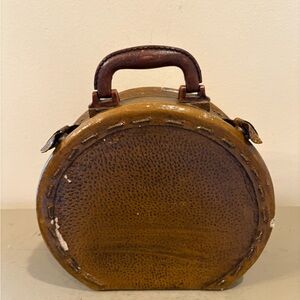 Vintage Round Leather Hat/Cosmetic Train Travel Luggage